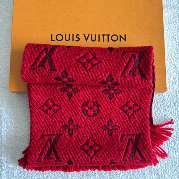 Louis Vuitton Wool Silk Logomania Scarf Rubis - Picture 3 of 16